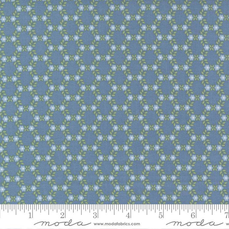 Dwell by Camille Roskelley for Moda - Small Floral Blender Lake 55275-15