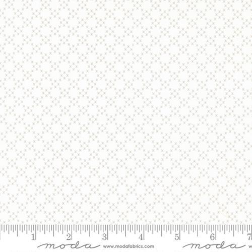 Ellie by Brenda Riddle Designs for Moda - Off White Pebble 518764-28
