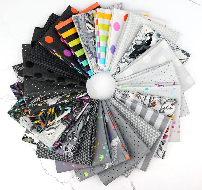 Graywork - FQ Bundle 24pc - Tula Pink - FB4FQTP.GRAYWORK