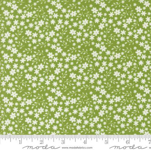 Raspberry Summer - Moda - Fresh Grass 537693-18