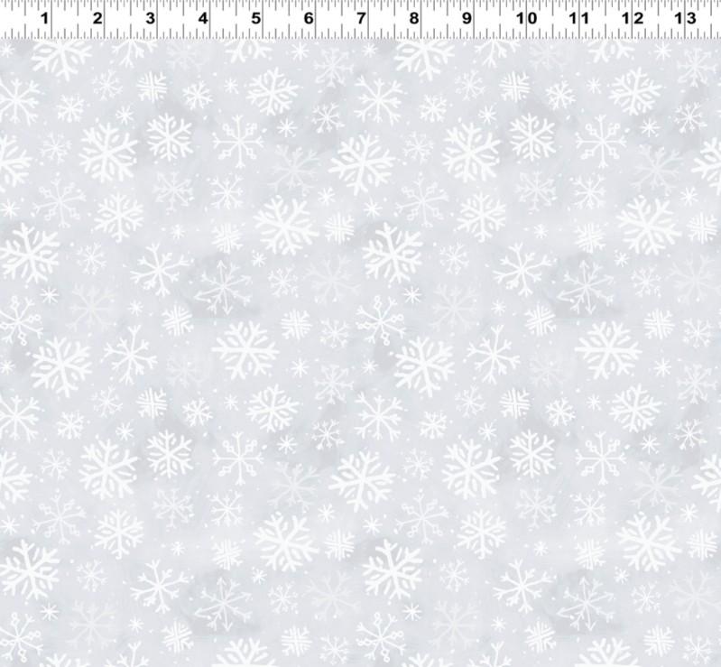 Snowtime - Clothworks Flannel - Y4557-5 Snowflakes Light Gray