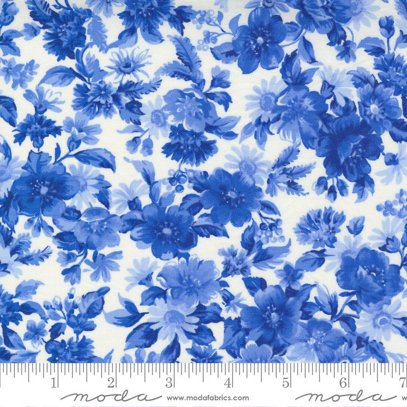 Summer Breeze by Moda - Lt Blue Multi Flowers 33611-12