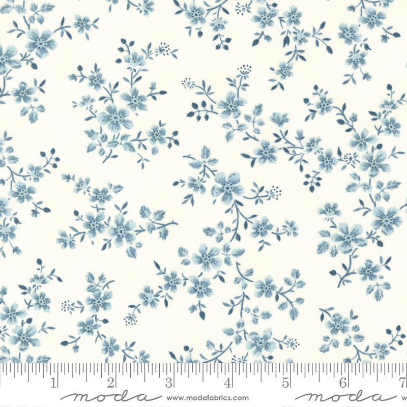 Cascade by 3 Sisters for Moda - Floral on Cloud 544322-11