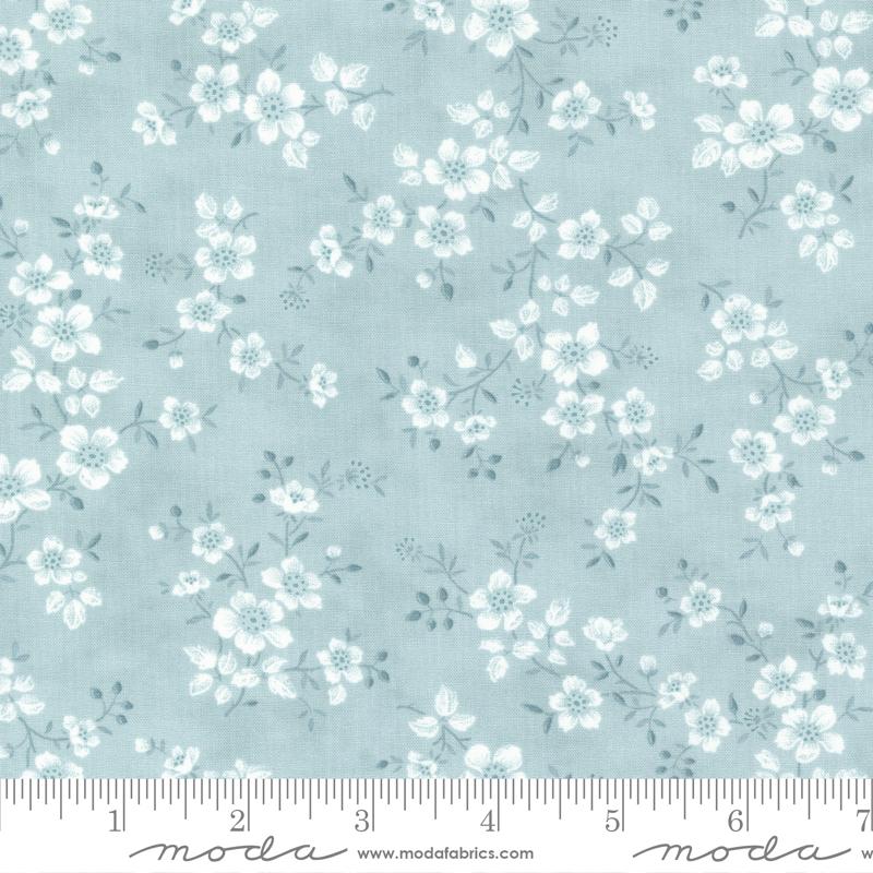 Cascade by 3 Sisters for Moda - Floral on Sky 544322-13
