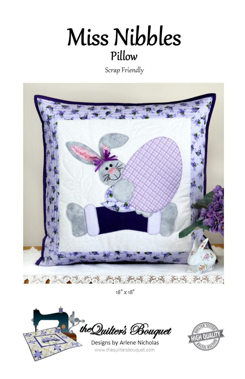 Miss Nibbles Pillow Pattern by Quilter's Bouquet (18" x 18")